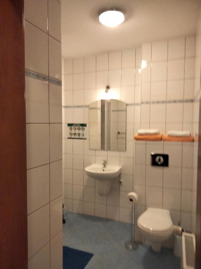 Zajazd Restauracja Machliny מראה חיצוני תמונה